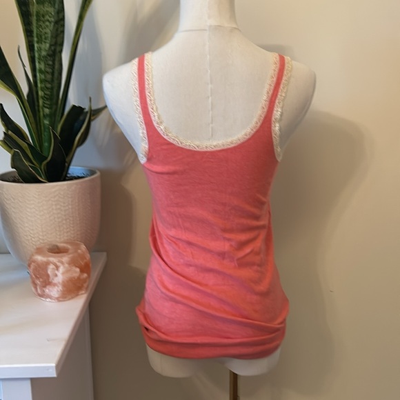 Gap Tank lace trim pink and cream size small - Picture 4 of 5